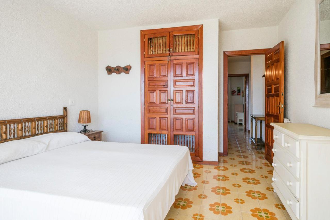 Rentalmar Rosmarin Miami Playa Bagian luar foto