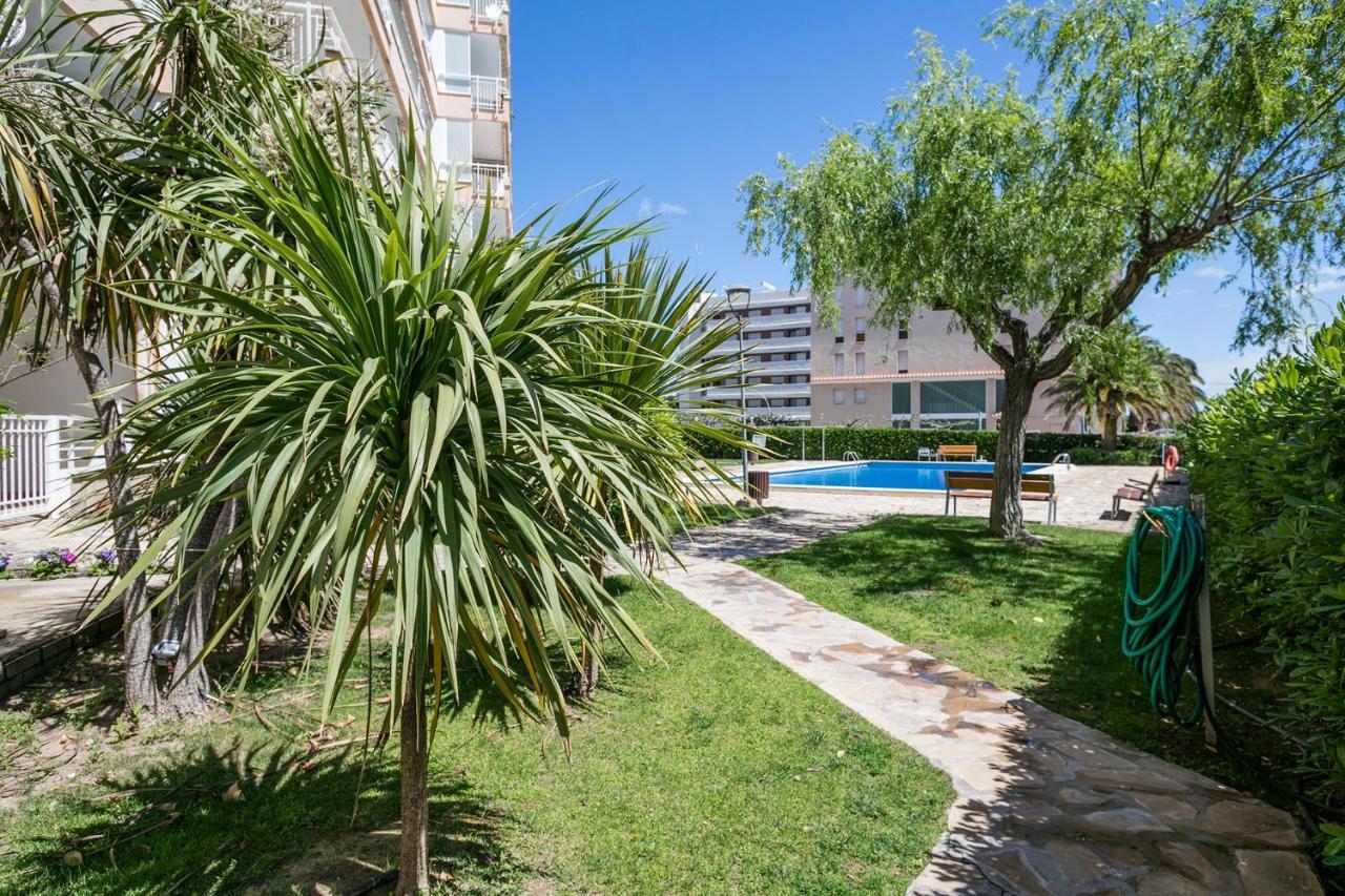 Rentalmar Rosmarin Miami Playa Bagian luar foto